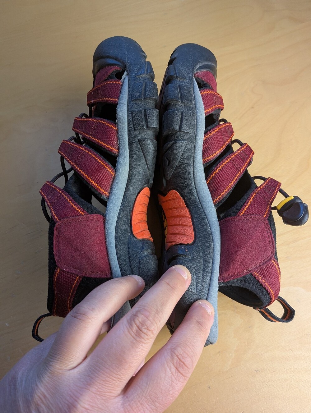 KEEN Women Sandals Size 6.5 Waterproof Slip On Flat Outdoor Active Red Color - Picture 7 of 9